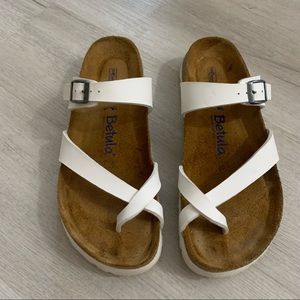 EUC size 39 White Mayfair Betula Birkenstocks